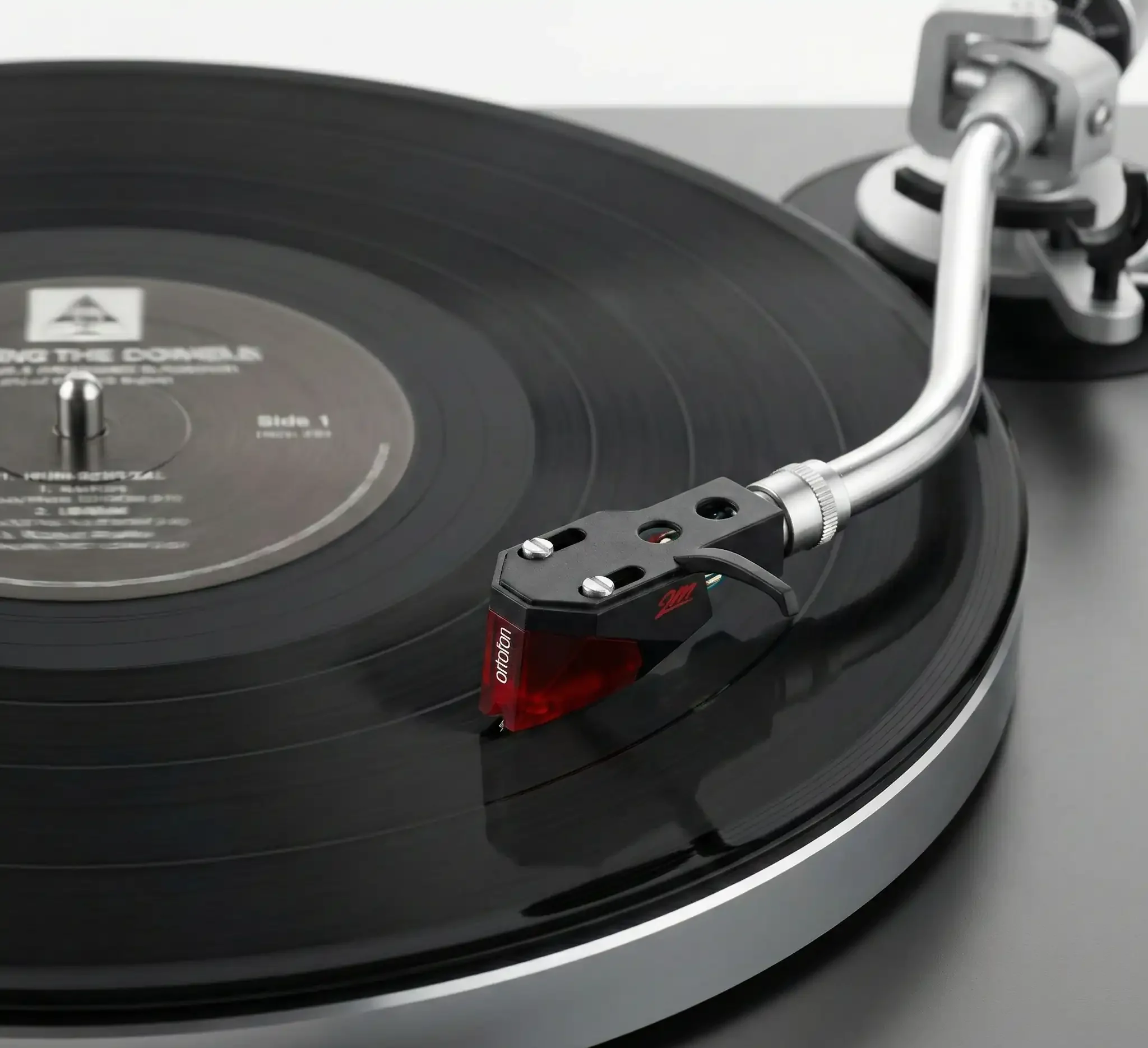 Ortofon 2M Red — cellule vinyle best-seller