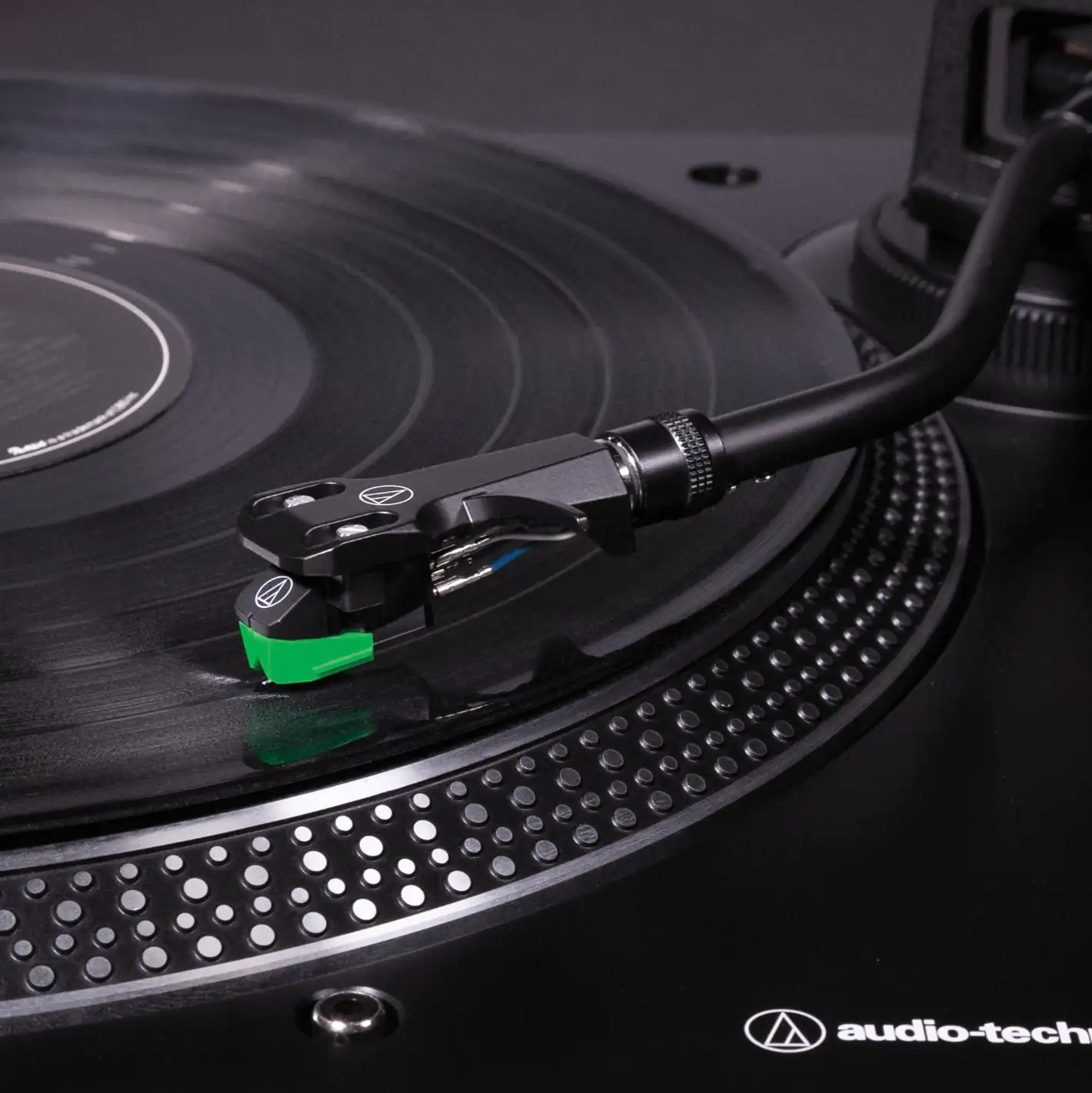 Audio-Technica AT-LP120XBT-USB — bras de lecture et cellule AT-VM95E