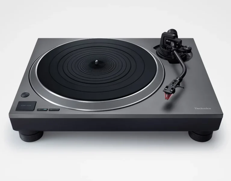 Platine vinyle Technics SL-1500CS anthracite à entraînement direct ΔΣ-Drive en vue de trois quarts