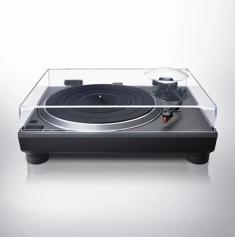Platine vinyle Technics SL-1500CS, vue de face capot fermé